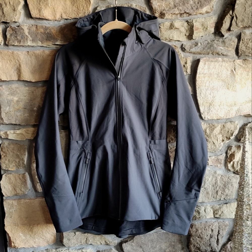 NWOT Lululemon Sleet Sprinter Jacket 4 Black Rain - Picture 2 of 14